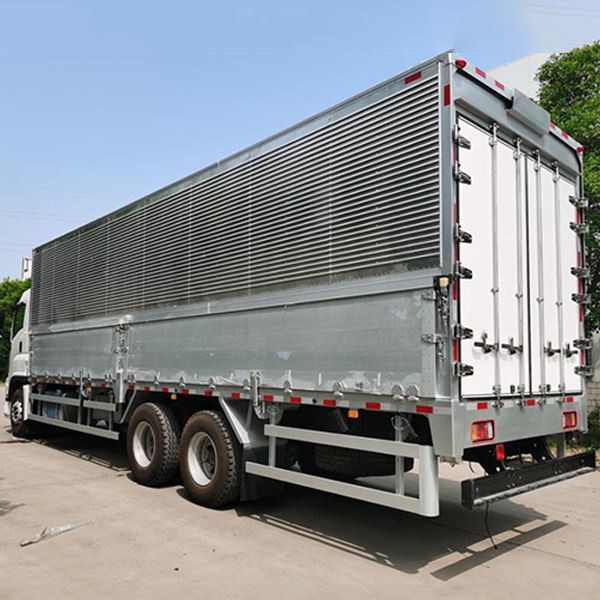 ISUZU CHINA VC61 6x4 Wing Van Truck