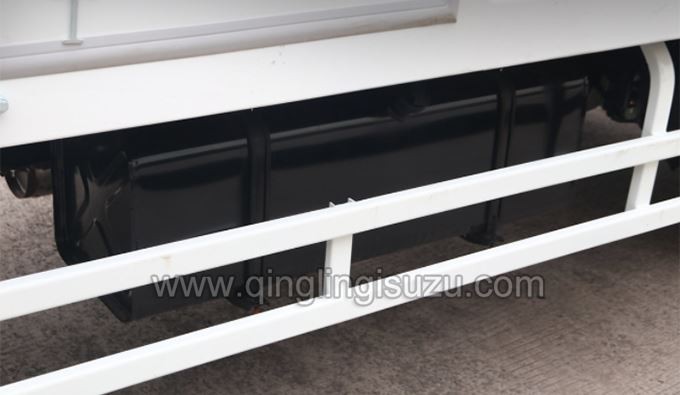 volume of Qingling NIKA tank is 70L