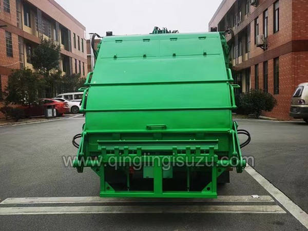 8m³ Garbage Compactor-700P