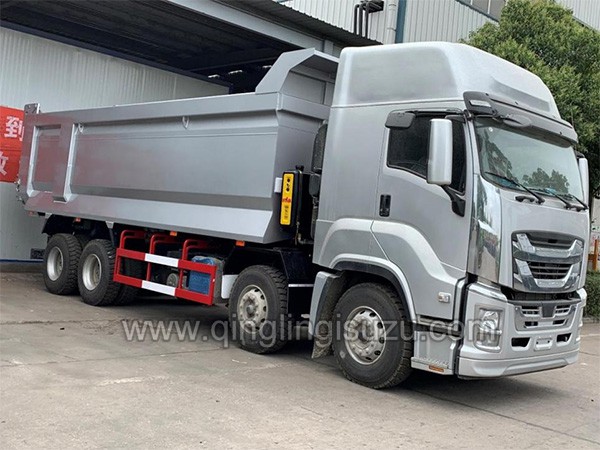ISUZU CHINA VC61 8x4 30m³Dump Truck