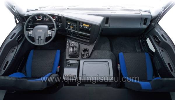 arc-shaped dashboard