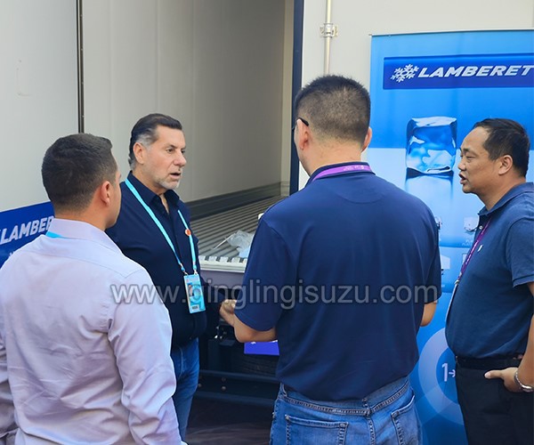 QINGLING Refrigerated Truck attracted purchasers